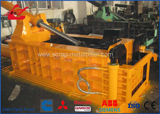 주문 작은 조각 알루미늄 양철 깡통을 위한 18.5kW 금속 조각 포장기 압박 600 x 240mm online manufacture