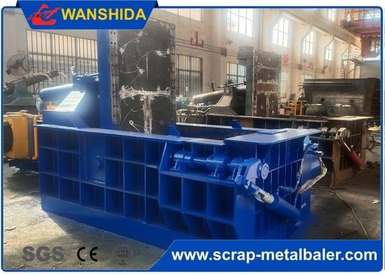 주문 New Condition Scrap Metal Baler with Emergency Stop Button and Safety Door for Secure Operation online manufacture