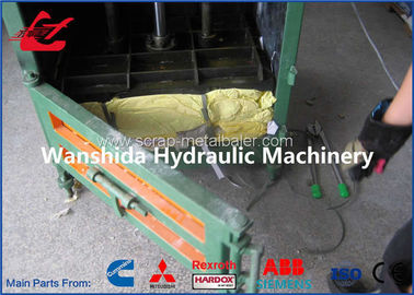 자동적인 플라스틱 병 쓰레기 압축 분쇄기 기계, 15kW 모터 애완 동물 병 누르는 기계 Y82-35
